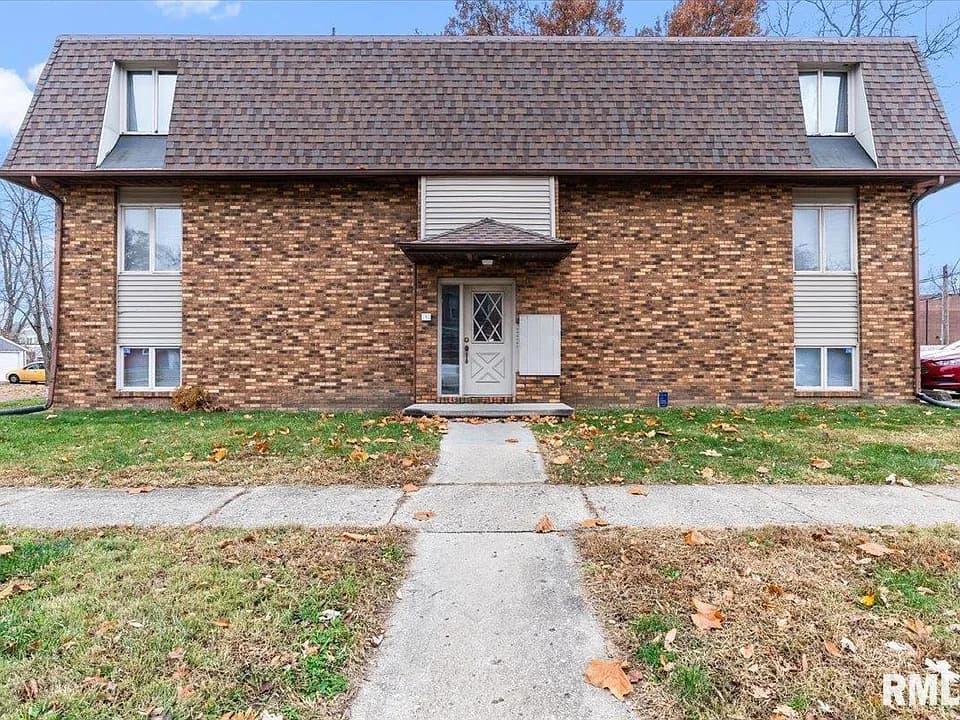 102 W Scarritt St, Springfield